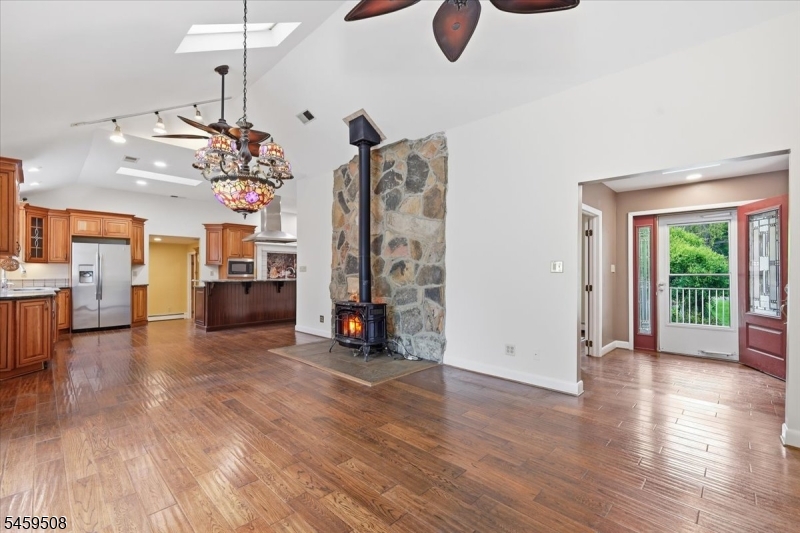 108 Lynch Street Property Photo 5
