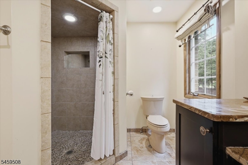 108 Lynch Street Property Photo 23