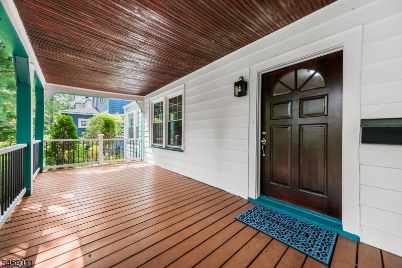 166 Midland Ave