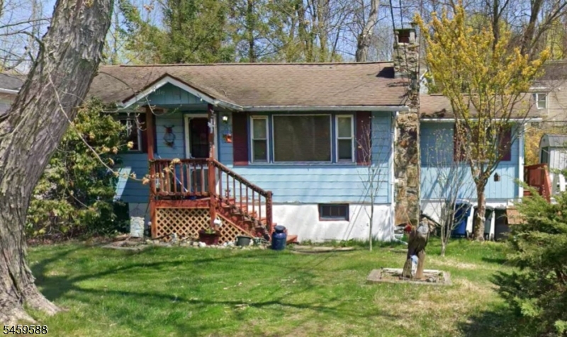 218 Squam Rd Property Photo 2