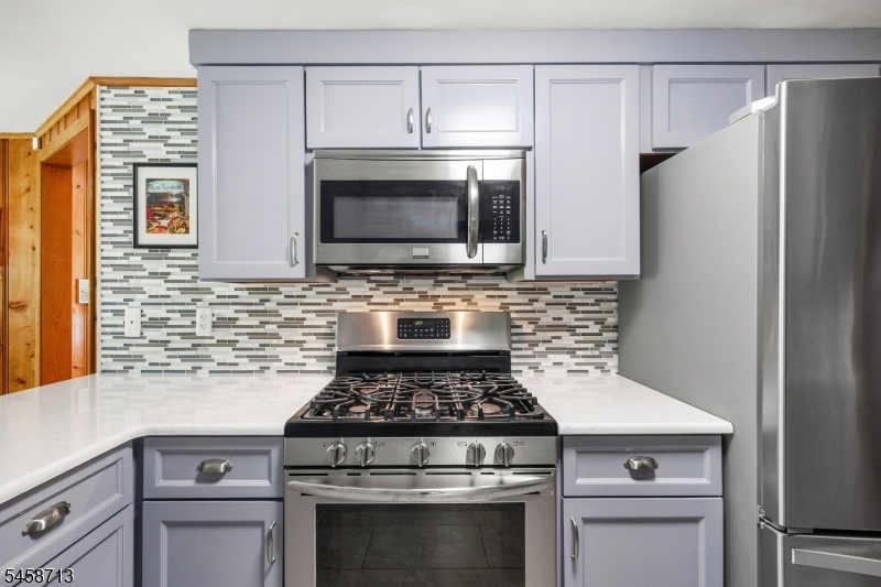 517 Pocasset Rd Property Photo 9