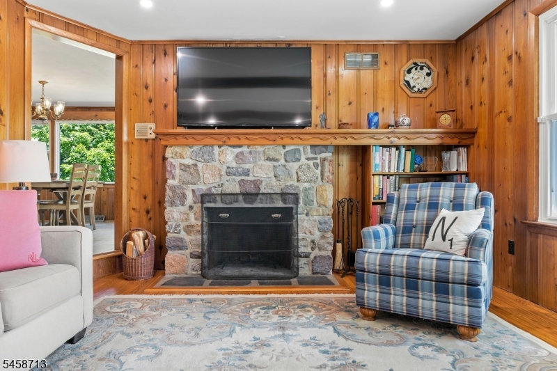 517 Pocasset Rd Property Photo 15