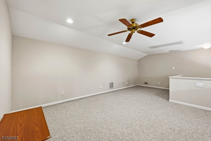347 Winthrop Dr Property Photo 28