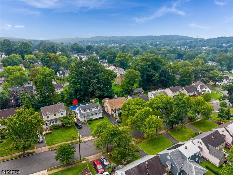 15 Oak Ln Property Photo 43