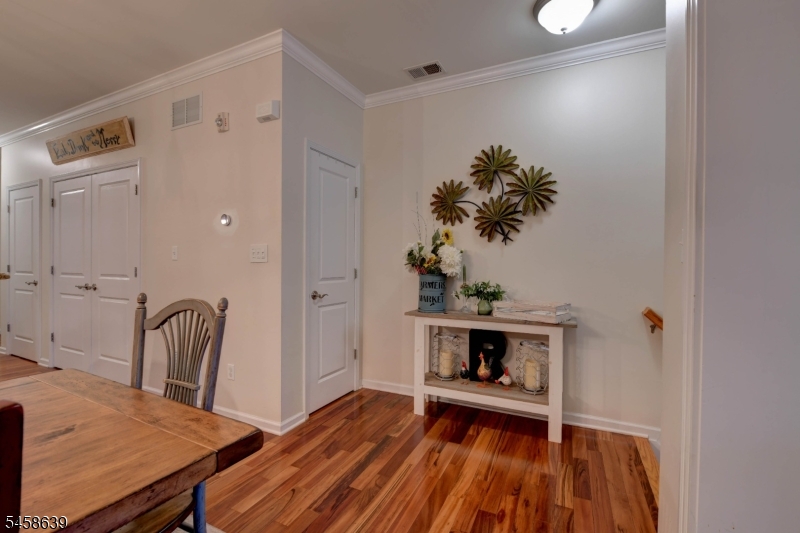 102 River Pl Property Photo 14