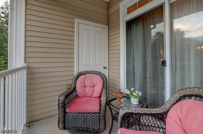 102 River Pl Property Photo 15