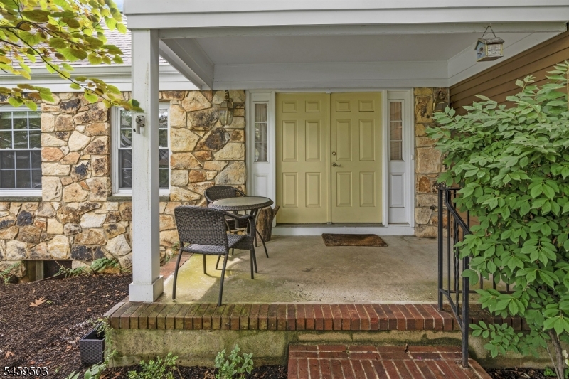 9 Northbridge Pl Property Photo 4
