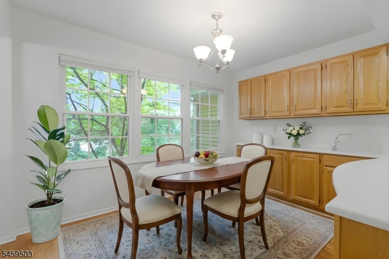 9 Northbridge Pl Property Photo 6