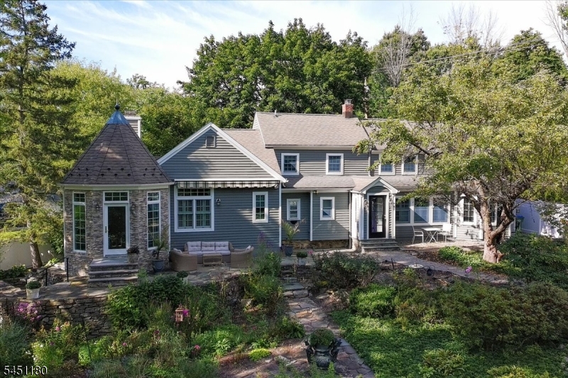 347 Drakestown Rd Property Photo 1