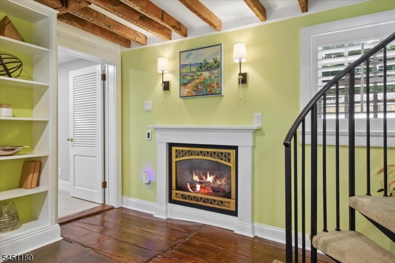 347 Drakestown Rd Property Photo 12