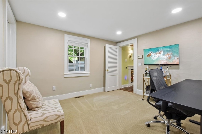 347 Drakestown Rd Property Photo 20