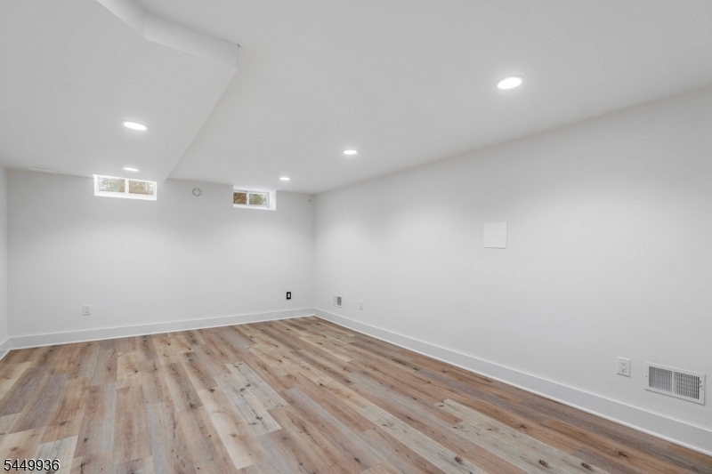 101 Rippling Brook Way Property Photo 45