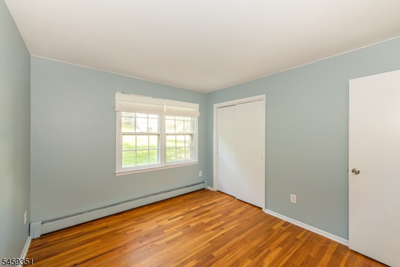 20 Byron Pl Property Photo 15
