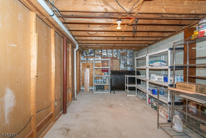 20 Byron Pl Property Photo 34