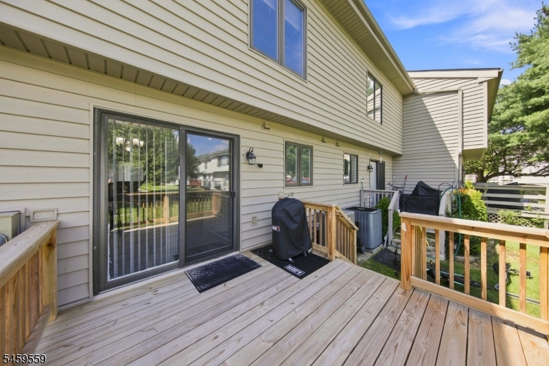 54 Cheyenne Rd Property Photo 12