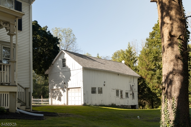 601 Route 173 Property Photo 8