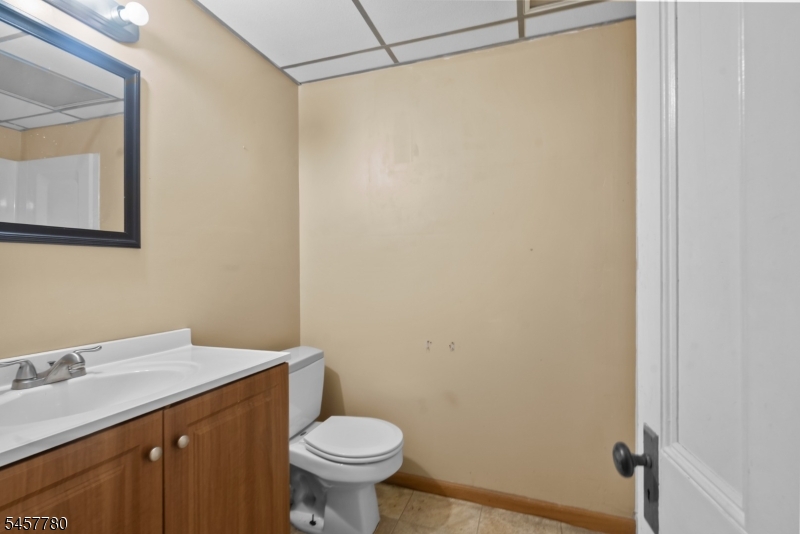 181 State Rt 284 Property Photo 26