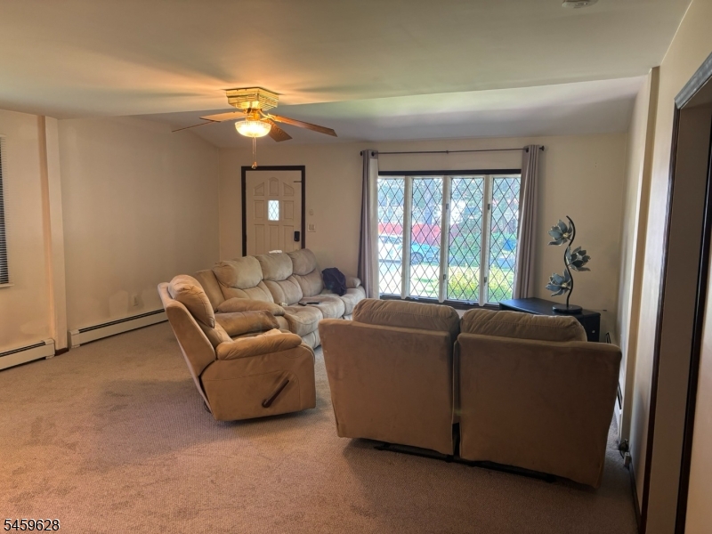36 Kirschner Ave Property Photo 3
