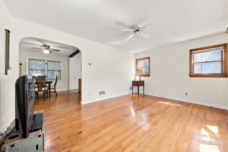 53 Payne Ave Property Photo 12