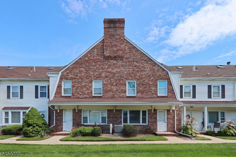 25 Tisbury Ct Property Photo 1