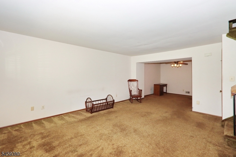 25 Tisbury Ct Property Photo 7