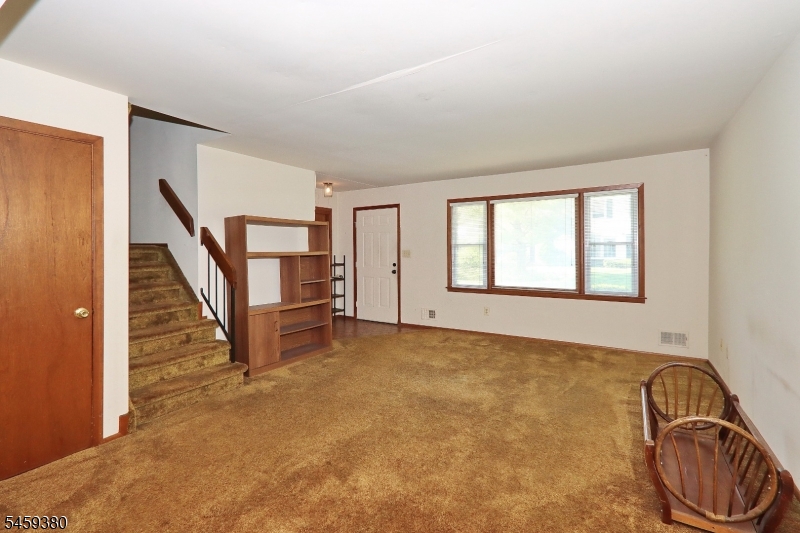 25 Tisbury Ct Property Photo 10