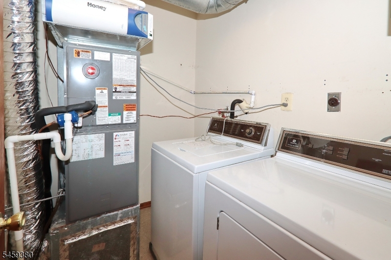 25 Tisbury Ct Property Photo 26