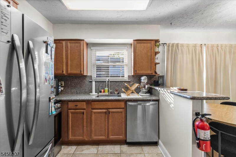 78 Greenwood Loop Rd Property Photo 9
