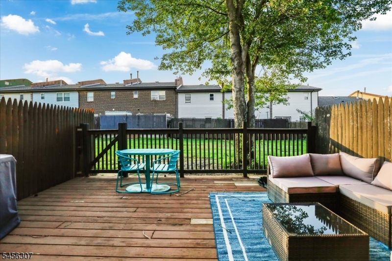 78 Greenwood Loop Rd Property Photo 18