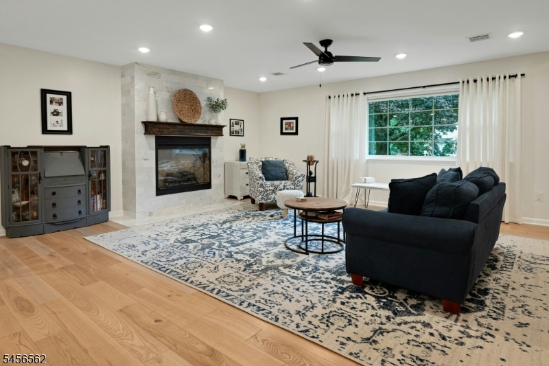 27 Big Piece Rd Property Photo 14