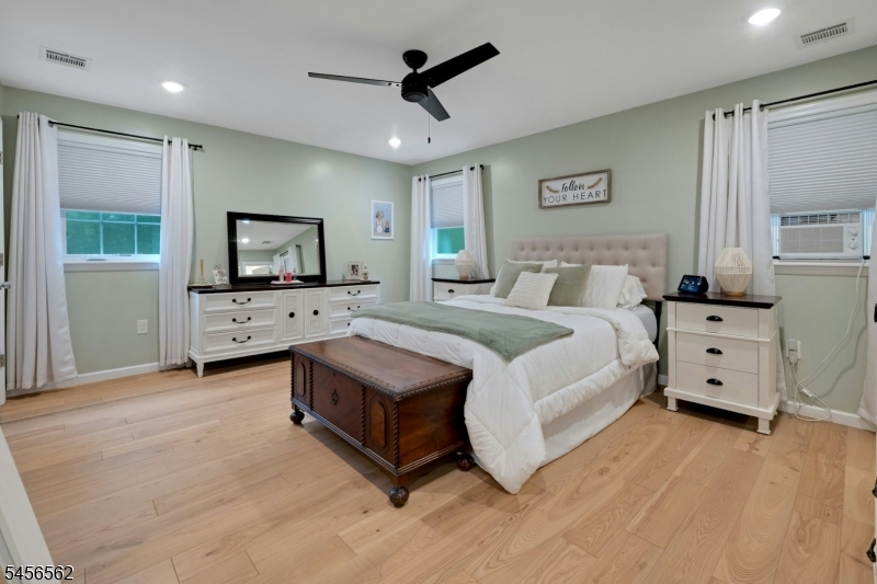 27 Big Piece Rd Property Photo 15