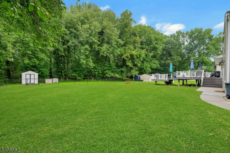 27 Big Piece Rd Property Photo 31