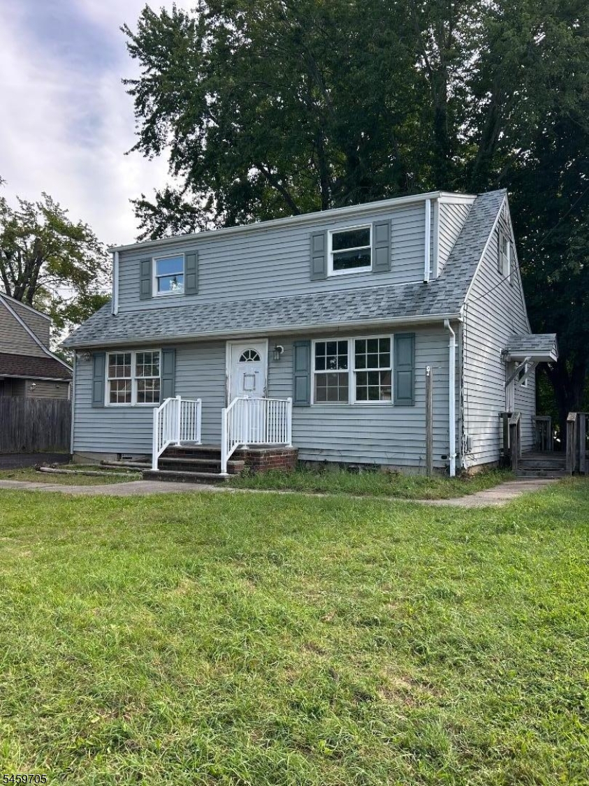 1831 S Central Ave Property Photo 1