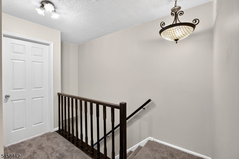283 English Pl Property Photo 26