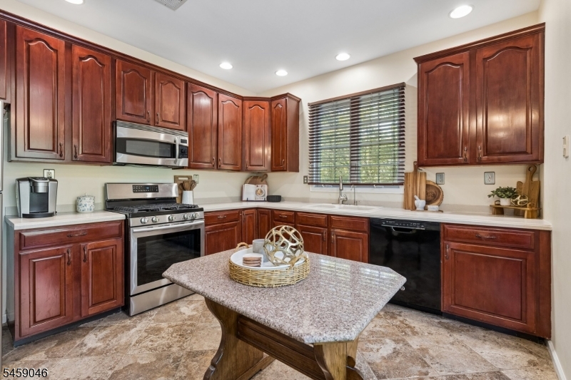 66 Patriot Hill Dr Property Photo 16