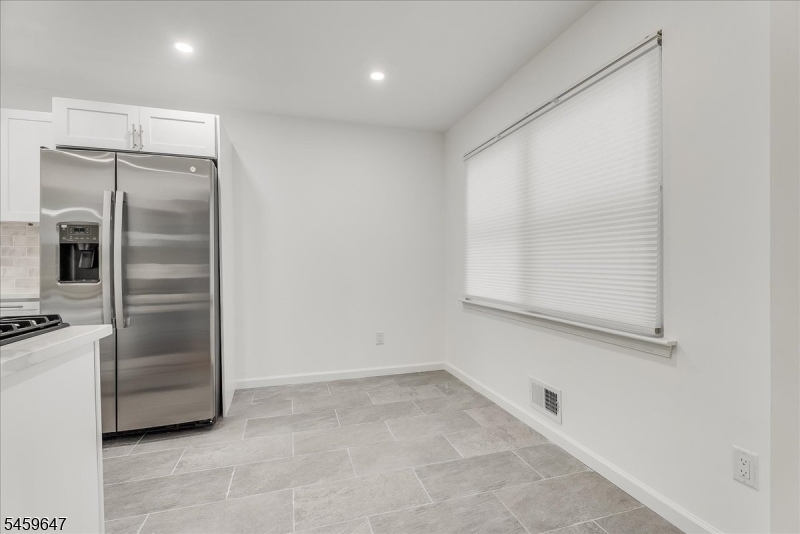 131 Beverly Hill Ter C Property Photo 8