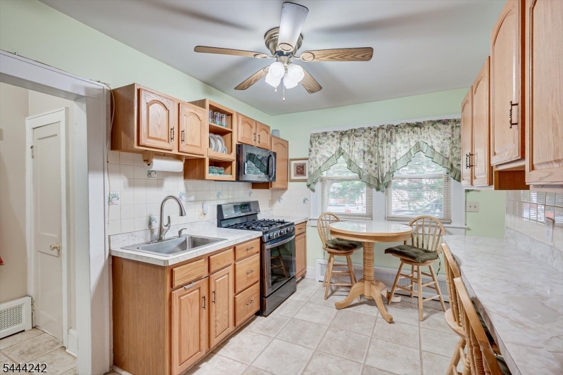 1140 Hillside Ave Property Photo 15