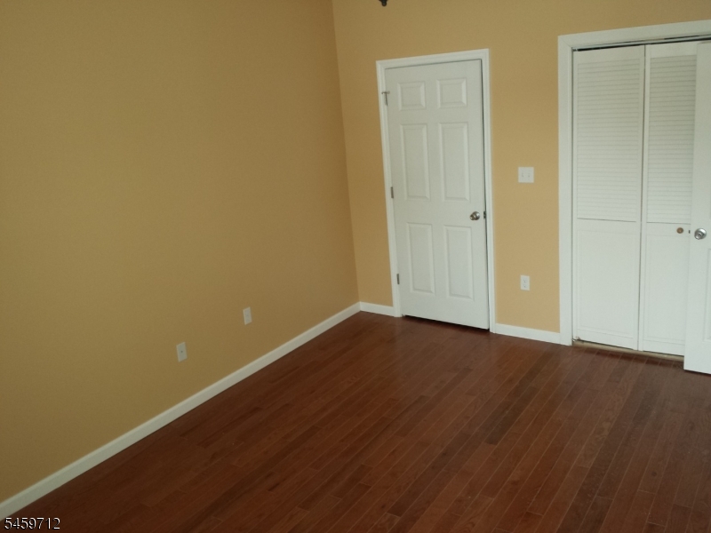 50 Styvesant Ave 2 Property Photo 5