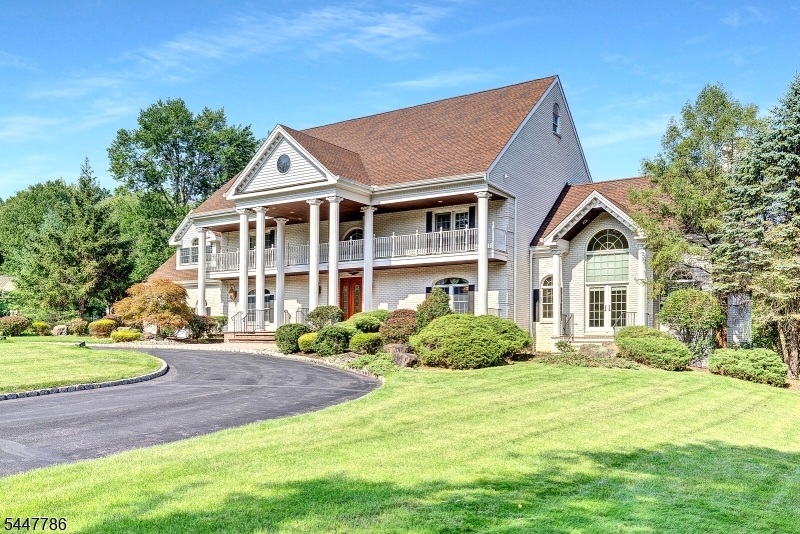 9 Wexford Ct Property Photo 3