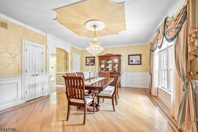 9 Wexford Ct Property Photo 8
