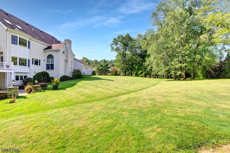 9 Wexford Ct Property Photo 45