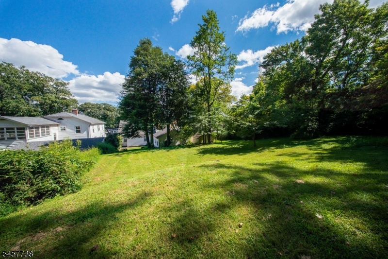 13 Valley Way Property Photo 37