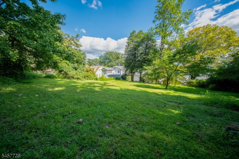 13 Valley Way Property Photo 39