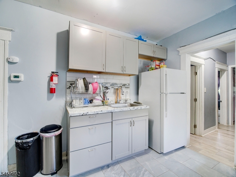 18 Shanley Ave Property Photo 6