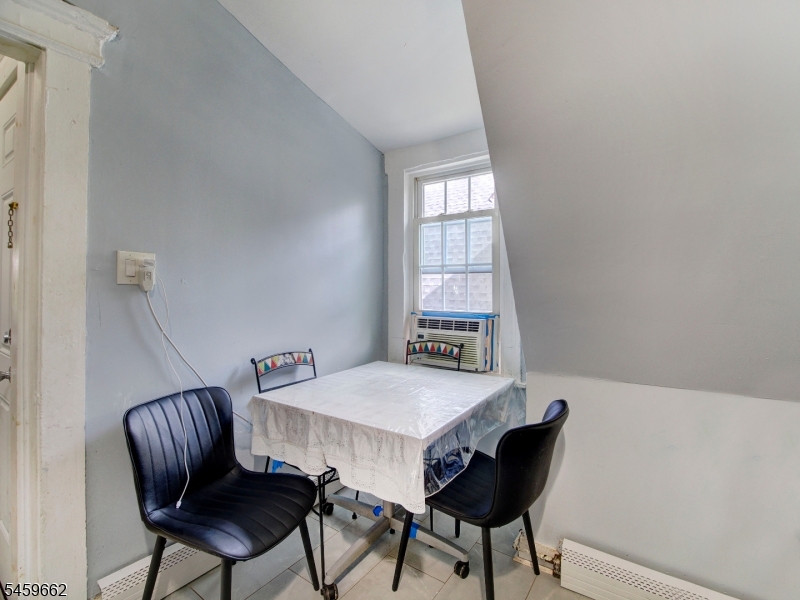 18 Shanley Ave Property Photo 7