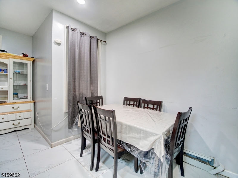 18 Shanley Ave Property Photo 10