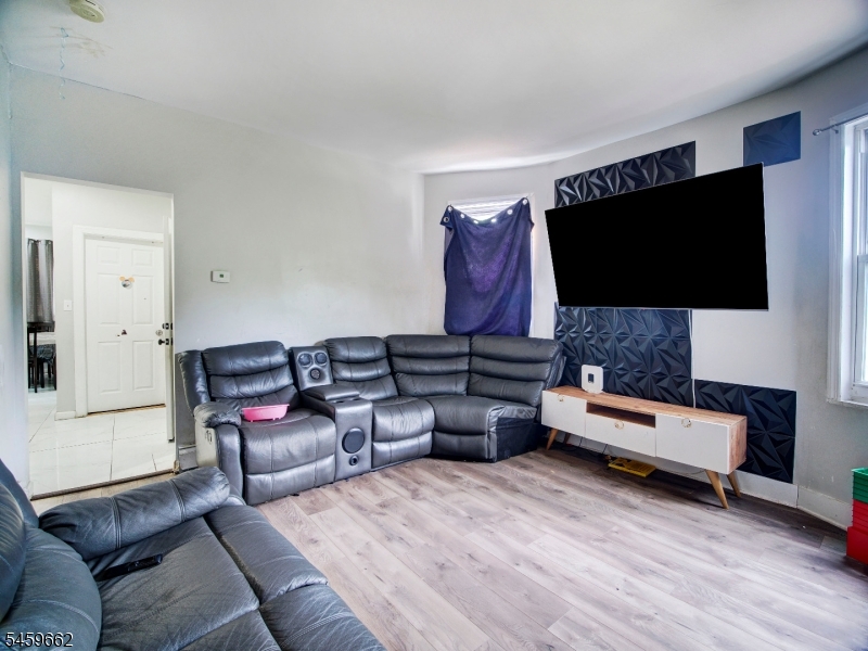 18 Shanley Ave Property Photo 14