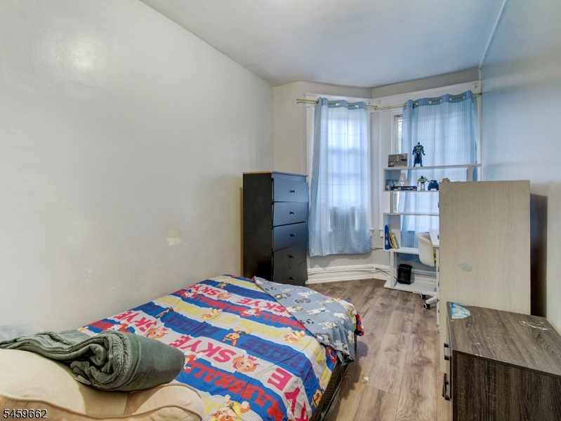 18 Shanley Ave Property Photo 15