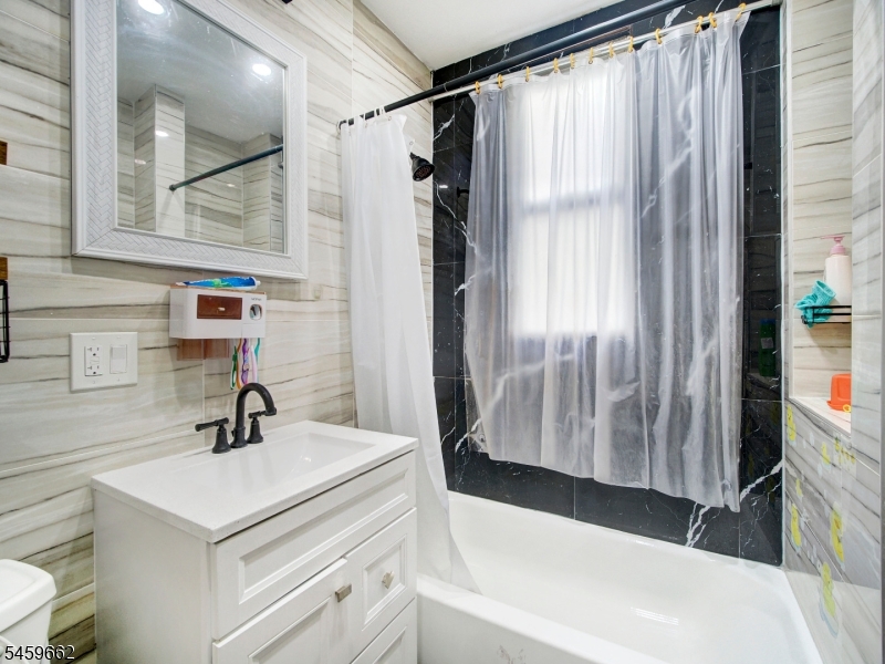 18 Shanley Ave Property Photo 21