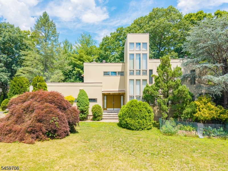 4 High Mountain Trl Property Photo 1